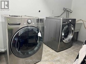 5 Browning Trail in Barrie, ON - Building Photo - Building Photo