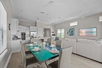834 Golden Bear Dr in Kissimmee, FL - Building Photo - Building Photo
