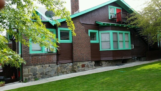 237 Clay St in Reno, NV - Building Photo - Building Photo