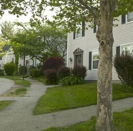 Eastgate Apartments in Manchester, NH - Foto de edificio