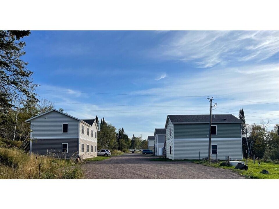 11 Alta Miikana Rd in Tofte, MN - Building Photo