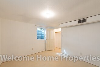 109 SW 5th St in College Place, WA - Building Photo - Building Photo