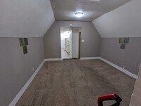 319 Van Buren St, Unit Upper