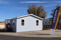 Carriage Court Manufactured Home Community in Winnemucca, NV - Building Photo - Building Photo