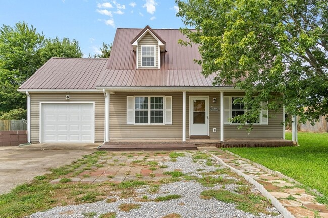 property at 685 Artic Ave