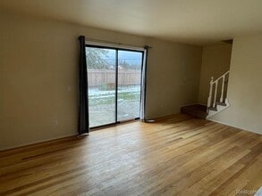 8487 Pepper Ridge Dr in Grand Blanc, MI - Building Photo - Building Photo