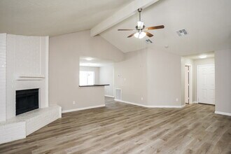 16751 Dew Drop Ln in Houston, TX - Building Photo - Building Photo