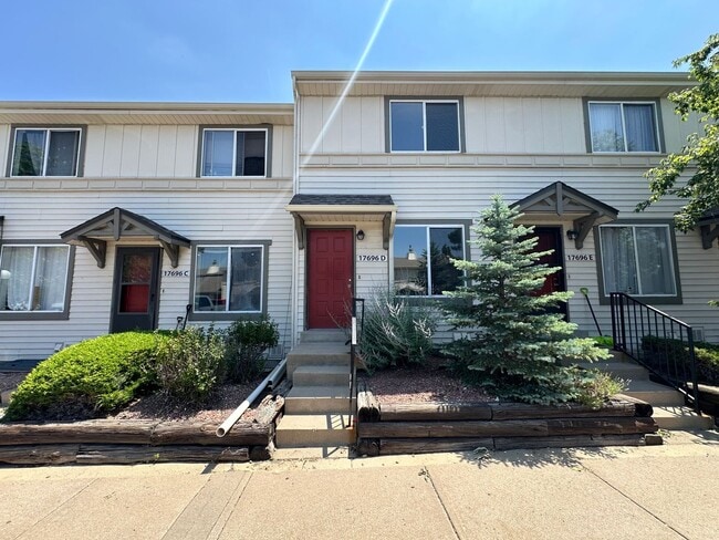 17696 E Loyola Dr