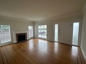 820 N El Camino Real in San Mateo, CA - Building Photo - Building Photo