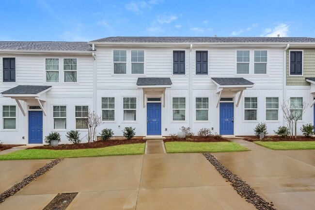 property at 140 Vly Crk Dr