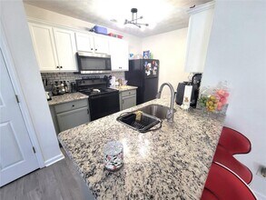 1319 Revelstoke Cove in Riverdale, GA - Building Photo - Building Photo