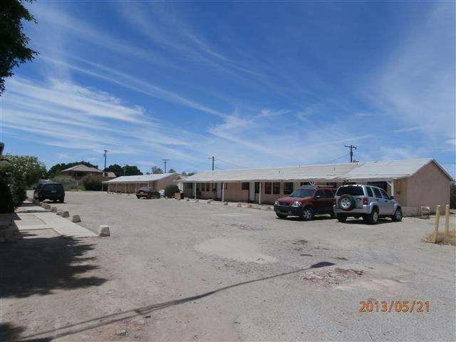 702 S Riebe Ave in Yuma, AZ - Foto de edificio - Building Photo