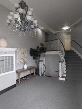 7323 Winnetka Ave in Los Angeles, CA - Building Photo - Building Photo