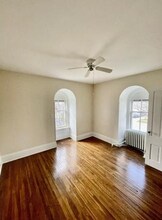 363 Prairie St-Unit -1 in Elgin, IL - Building Photo - Building Photo