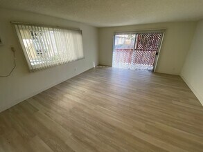 3730 S Sepulveda Blvd in Los Angeles, CA - Foto de edificio - Building Photo