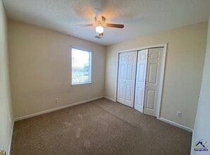116 Enlish Dr in Bonaire, GA - Building Photo - Building Photo