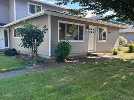 3142 NE 16th St in Gresham, OR - Building Photo