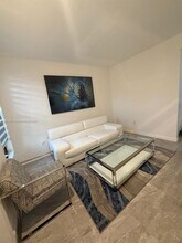 152 SW 185th Way in Pembroke Pines, FL - Building Photo - Building Photo