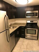 185 Freeman St in Brookline, MA - Building Photo - Building Photo