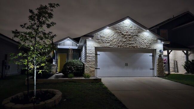 property at 7863 Abbey Pl