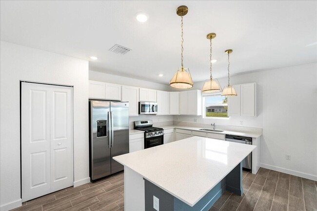 6338 Windwood Wy in Port St. Lucie, FL - Building Photo - Building Photo