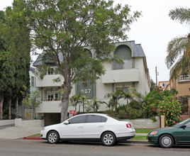 907 7th St in Santa Monica, CA - Building Photo - Building Photo