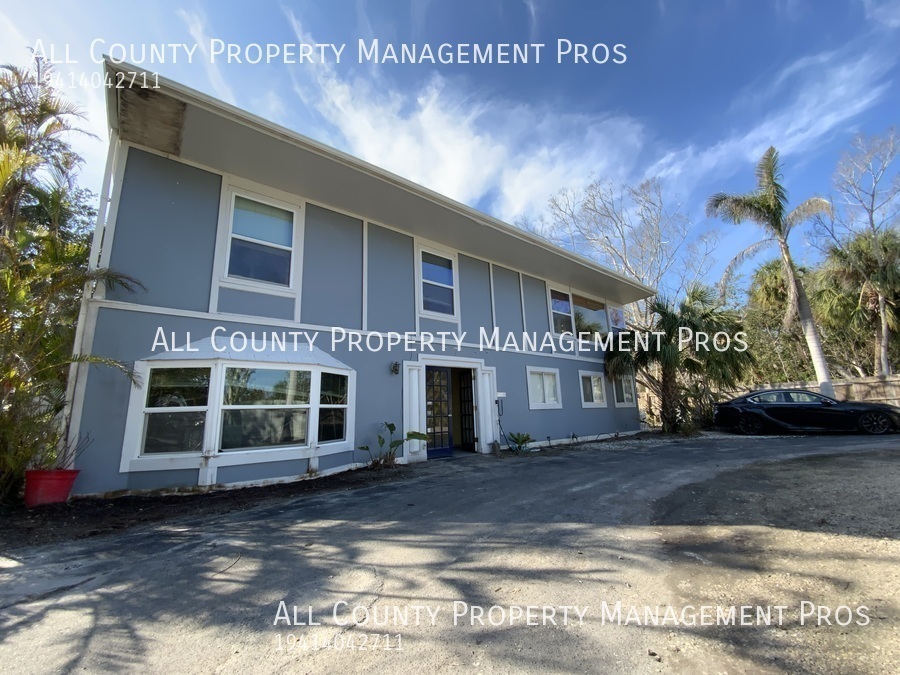 4439 Ocean Blvd in Siesta Key, FL - Building Photo