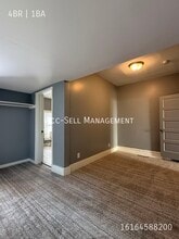 419 Brenner St NE in Grand Rapids, MI - Foto de edificio - Building Photo