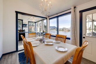 400 S Holladay Dr in Seaside, OR - Building Photo - Building Photo