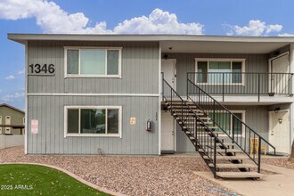 1346 E Mountain View Rd in Phoenix, AZ - Building Photo - Building Photo