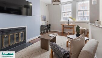 617 W Lexington St in Baltimore, MD - Building Photo