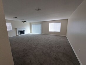 1161 Bedford Way in Vacaville, CA - Building Photo - Building Photo