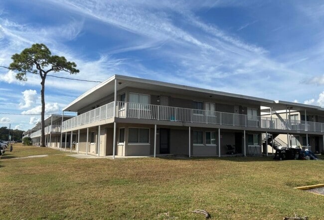 property at 800 N Fiske Blvd