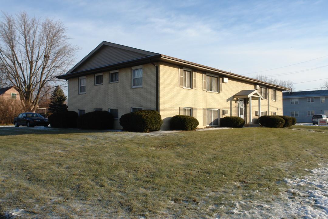 1902 W 1st St in Ankeny, IA - Building Photo