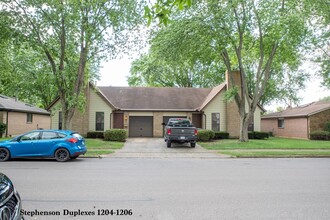 Stephenson Duplexes in Troy, OH - Building Photo - Building Photo