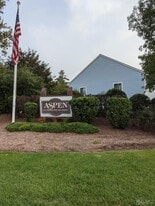 2307 Aspen Dr in Plainsboro, NJ - Building Photo