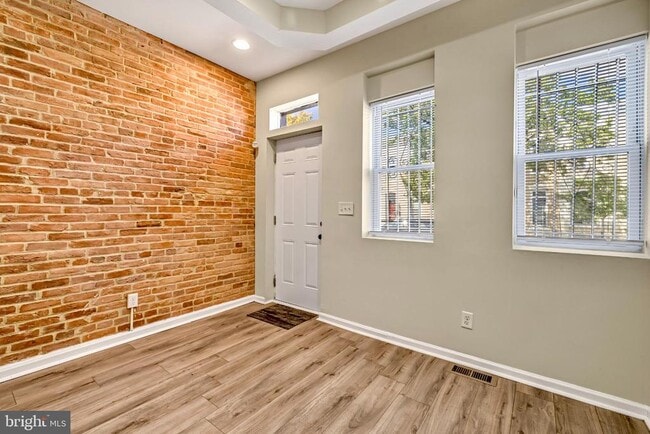 property at 2131 Jefferson St