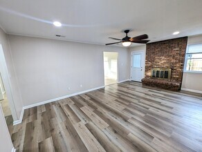 35 Solar St in Mary Esther, FL - Building Photo - Building Photo