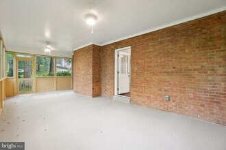 1440 Woodacre Dr in McLean, VA - Building Photo - Building Photo