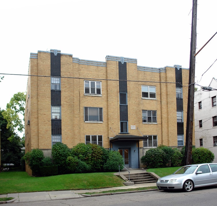 5920 Walnut St in Pittsburgh, PA - Foto de edificio