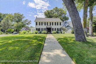 570 N Edgemere Dr in Allenhurst, NJ - Building Photo - Building Photo