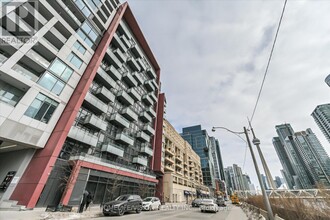 560-560 Front St W in Toronto, ON - Building Photo - Building Photo