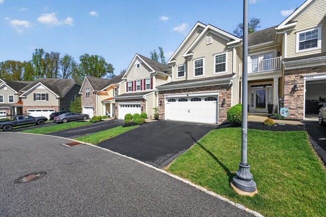 3549 Muirwood Dr in Newtown Square, PA - Building Photo - Building Photo