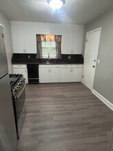 420 S 38th St, Unit #3 in Omaha, NE - Building Photo - Building Photo