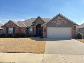 4849 W Oldham Dr, Unit 306 in Fayetteville, AR - Building Photo