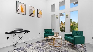 230 W Pine Valley Ln, Unit 4732C1 in Rotonda West, FL - Foto de edificio - Building Photo