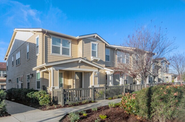 Solera Ranch in Morgan Hill, CA - Foto de edificio - Building Photo