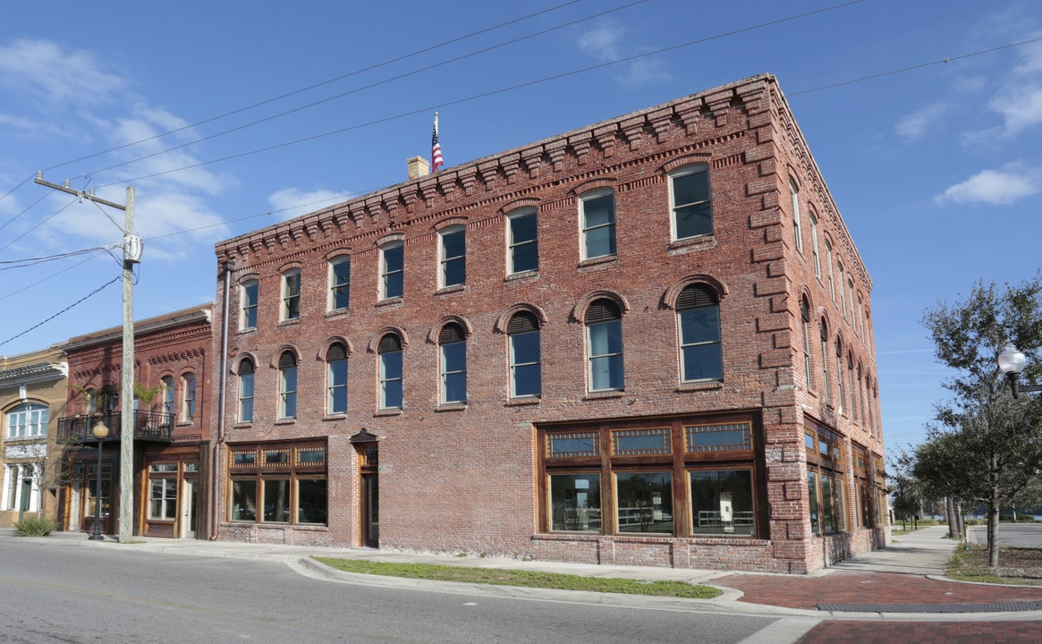 The Lofts in Palatka, FL - Building Photo