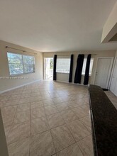 4050 NE 12th Ter, Unit 30-1 in Oakland Park, FL - Foto de edificio - Building Photo