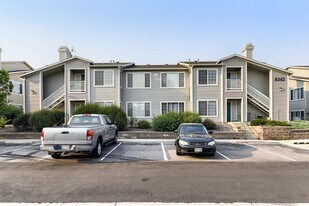 8342 Pebble Creek Way in Highlands Ranch, CO - Building Photo